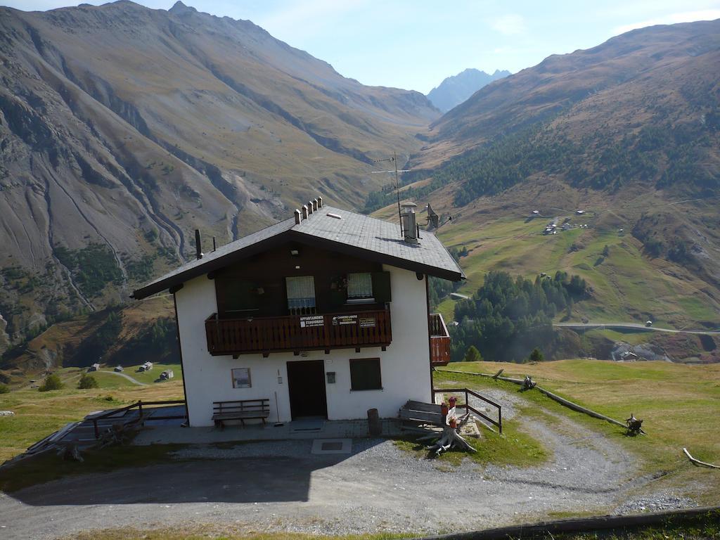 Casa Gembre Apartment Livigno Ruang foto